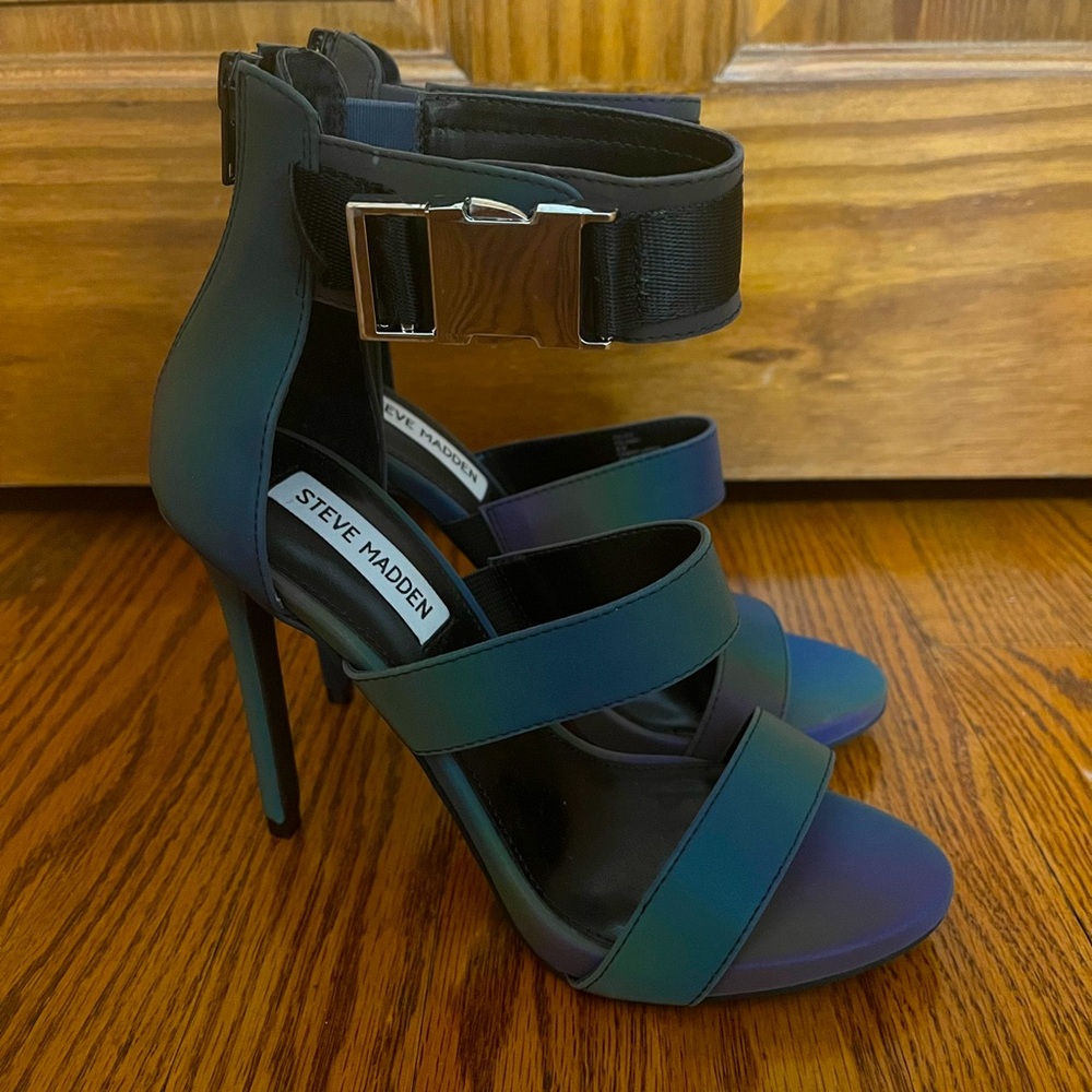 STEVE MADDEN HEELS